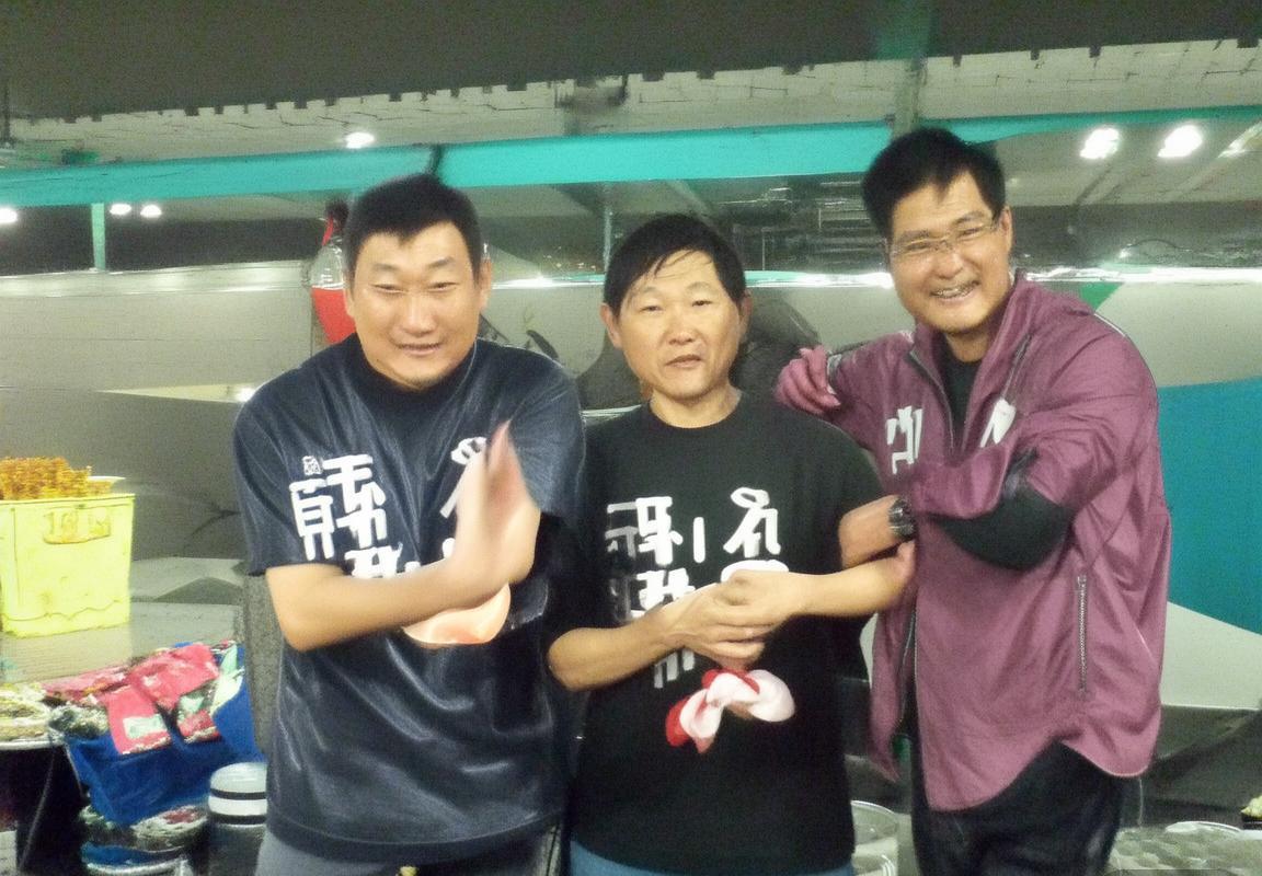 釜山偶像VS蔚山现代：激情对决全程回顾与精彩瞬间